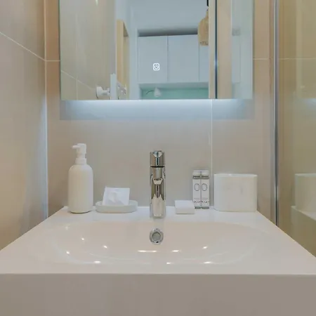 1bdr Passage Des Abbesses Apartment *